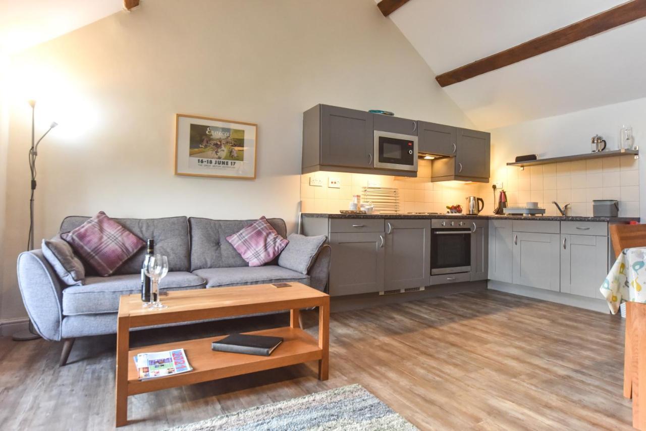 Church Farm Holiday Cottages - Pinster Cottage Ashbourne  Exterior photo
